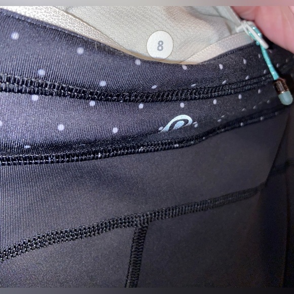 Women’s LULULEMON ATHLETICA Up The Pace Crop Black legging size 8 - Picture 11 of 14